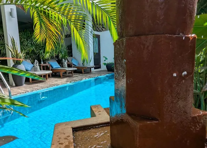 Family Style 3-bedroom Suite-near Pubstreet, Old Market By Baahu *
