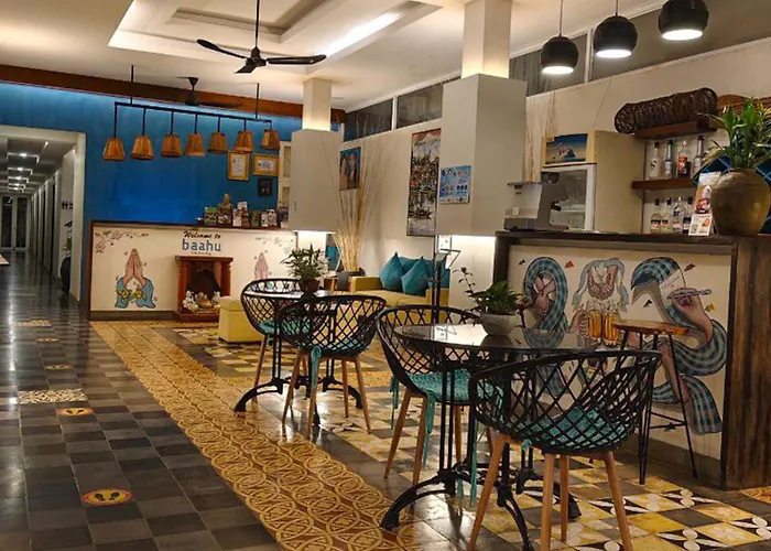 Family Style 3-bedroom Suite-near Pubstreet, Old Market By Baahu